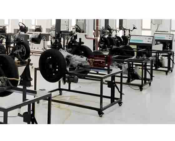 汽車輕量化實訓(xùn)：提升汽車性能與安全性的關(guān)鍵實踐